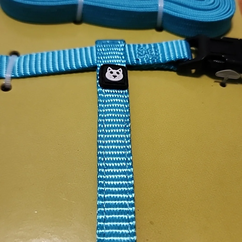 Cat harness & Leash 5- 10 lbs